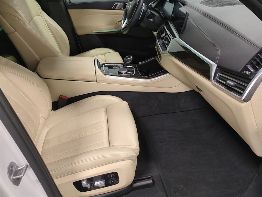 Thumbnail: 2021 BMW X5 - 28
