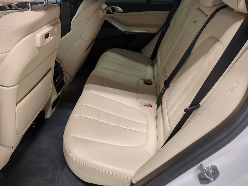 Thumbnail: 2021 BMW X5 - 12