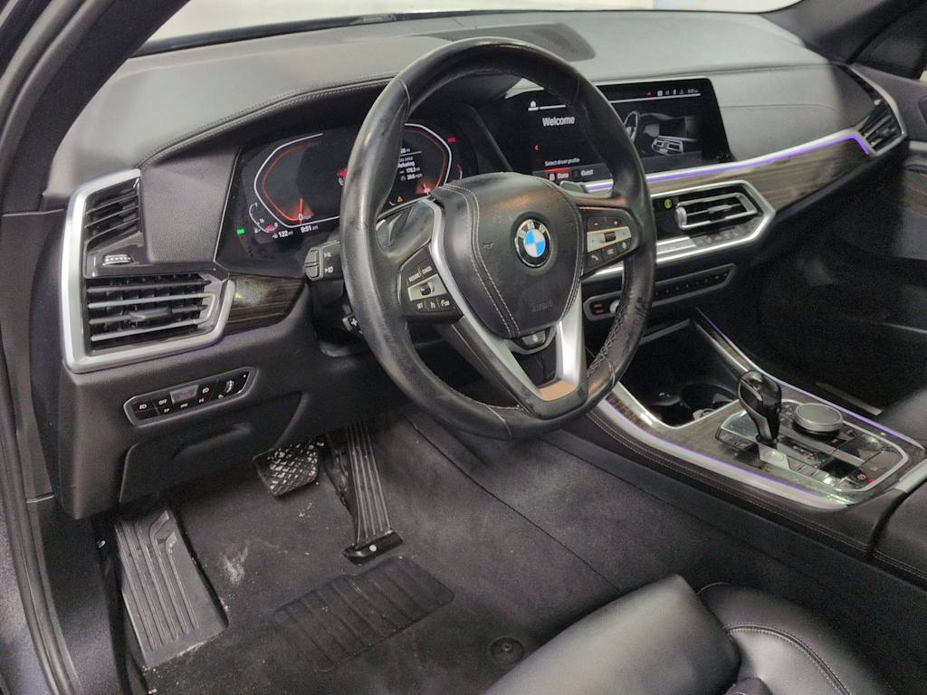 Thumbnail: 2021 BMW X5 - 2