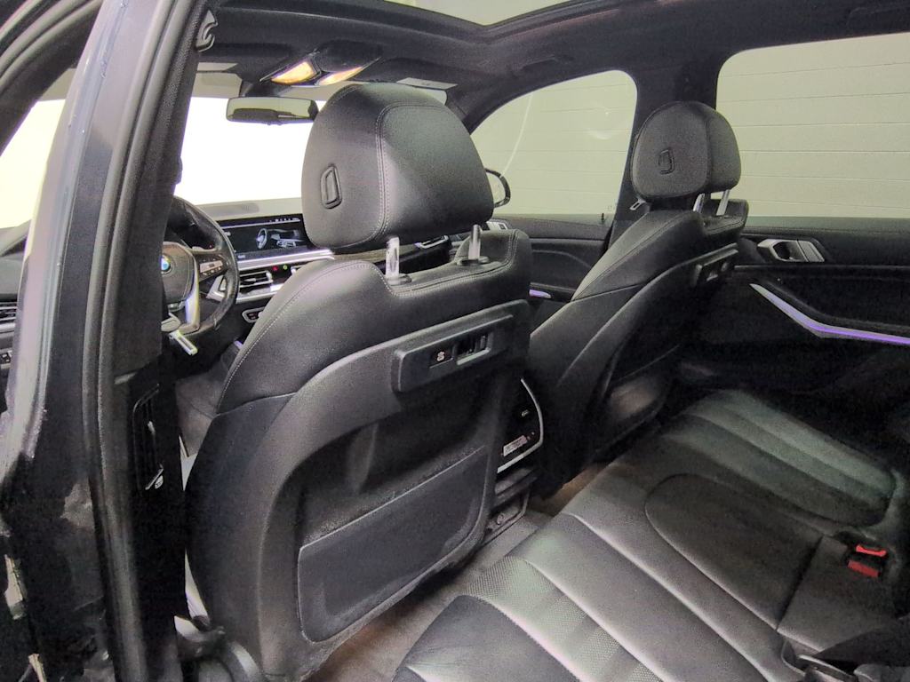 Thumbnail: 2021 BMW X5 - 13