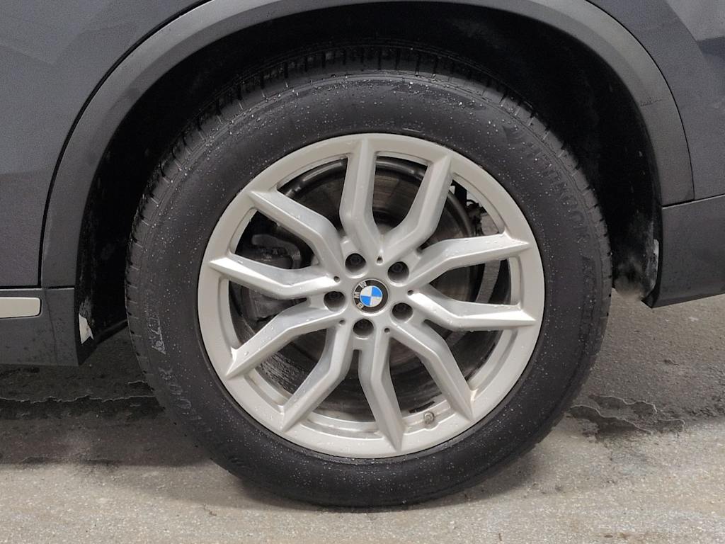 Thumbnail: 2021 BMW X5 - 8