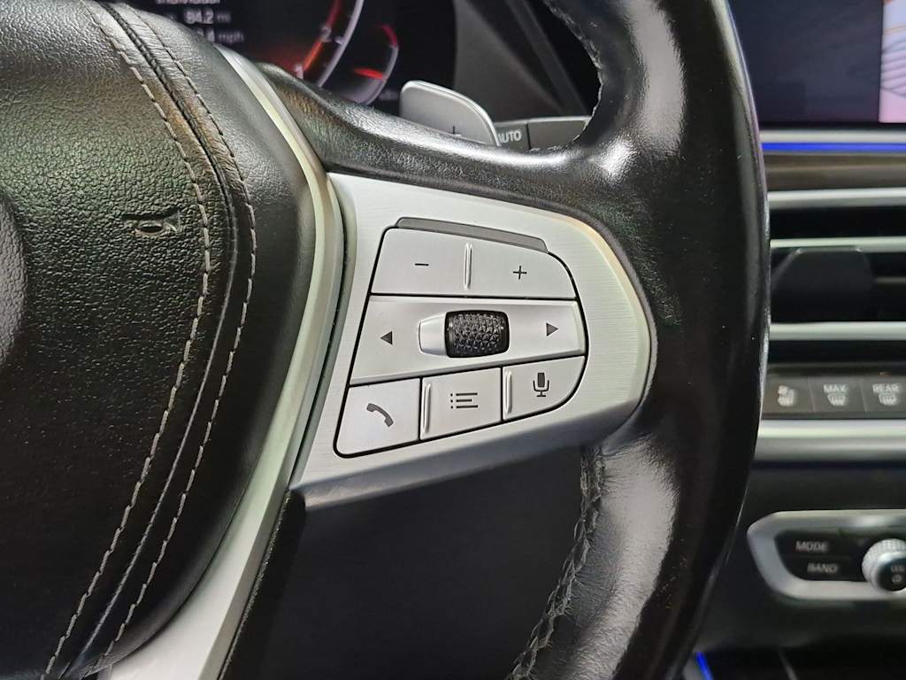 Thumbnail: 2019 BMW X7 - 32