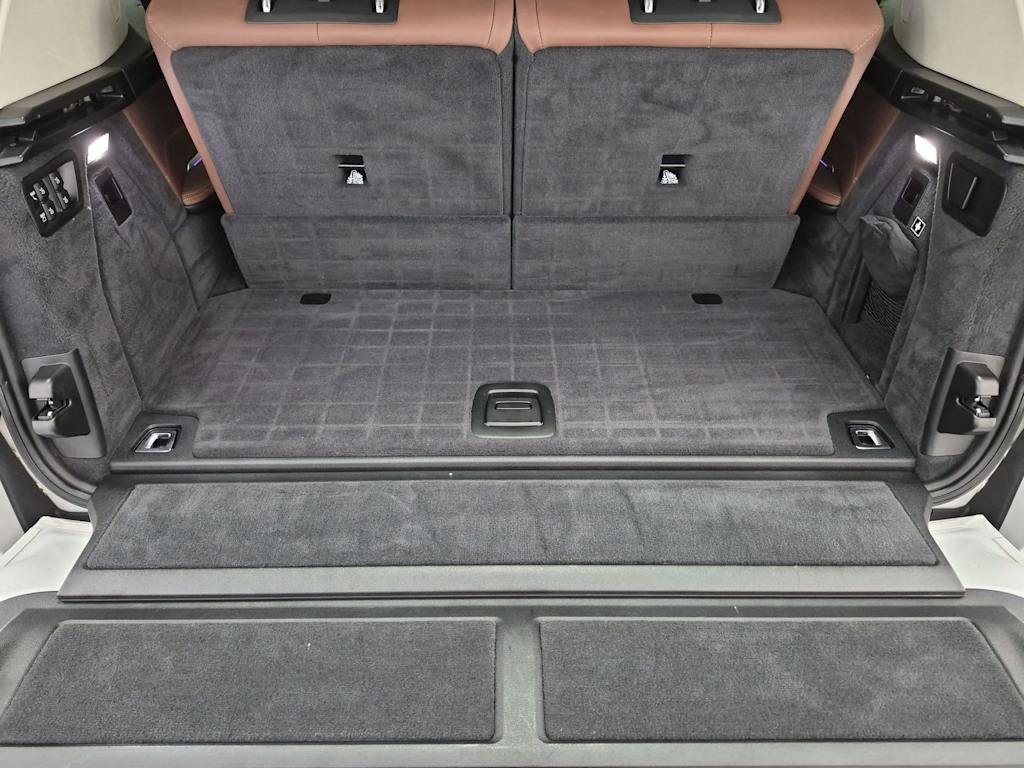 Thumbnail: 2019 BMW X7 - 18