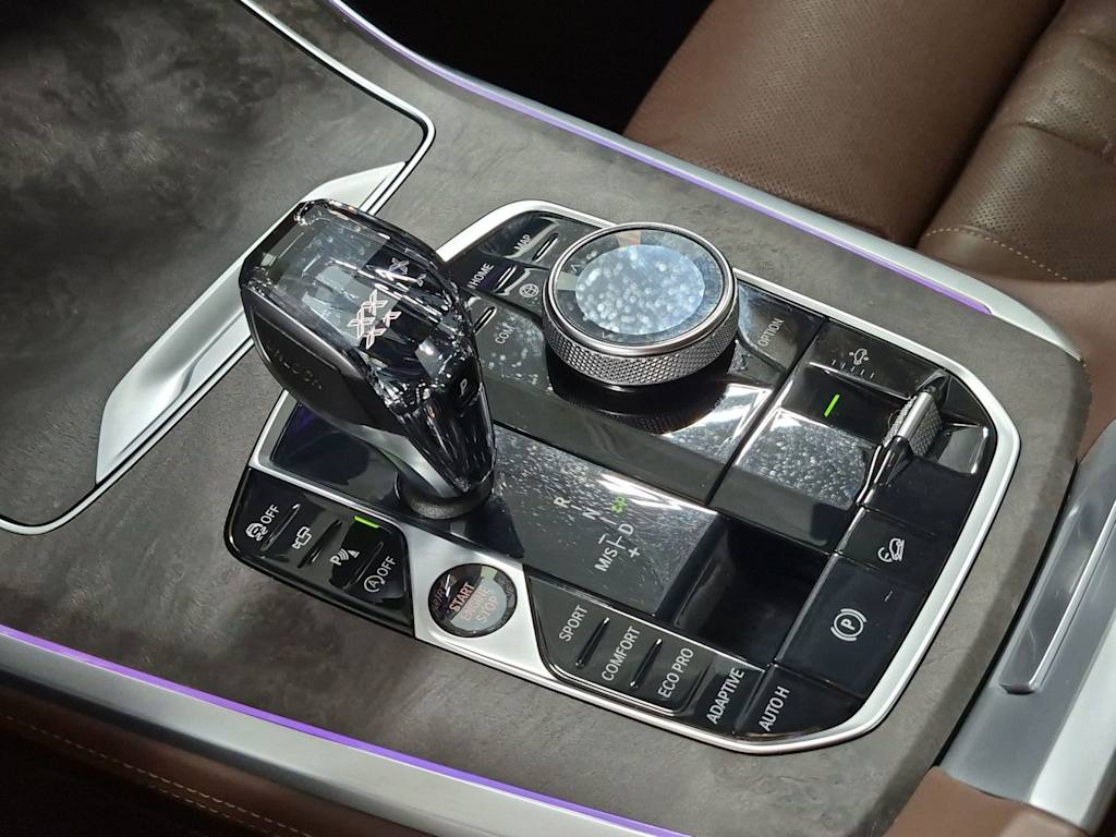 Thumbnail: 2019 BMW X7 - 16