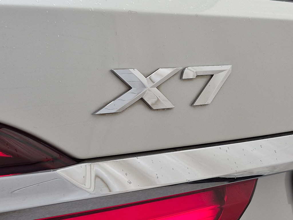 Thumbnail: 2019 BMW X7 - 7