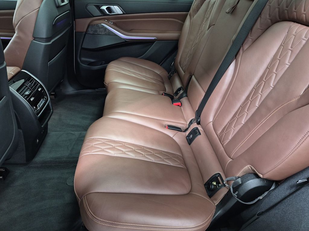 Thumbnail: 2019 BMW X7 - 12