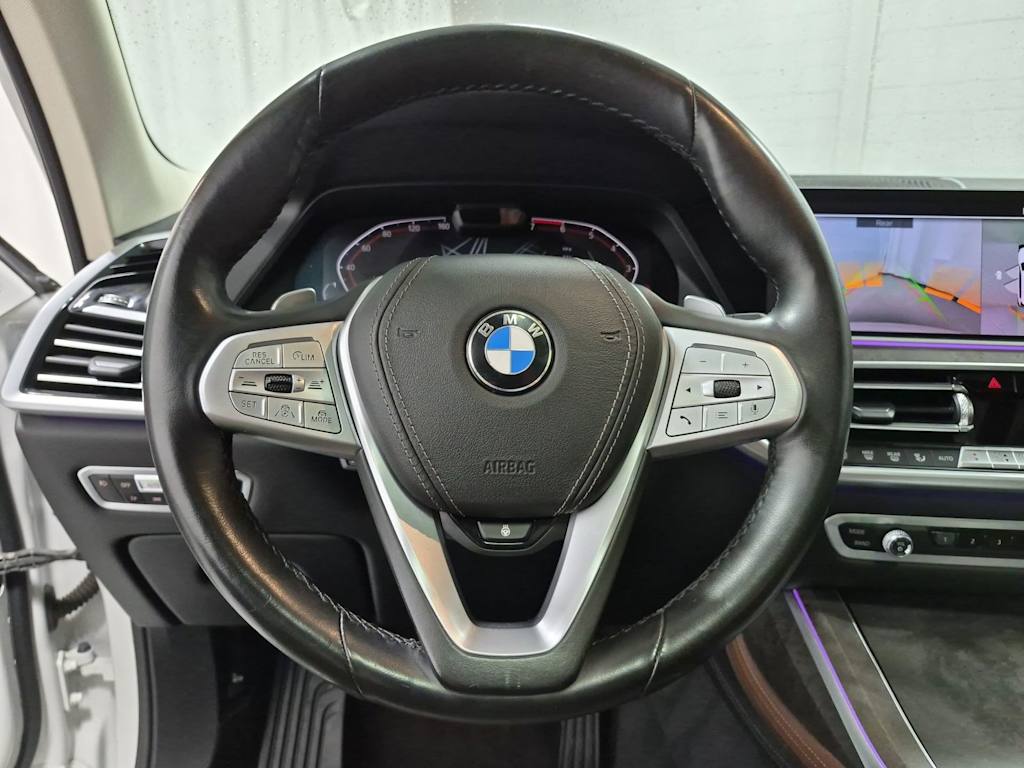 Thumbnail: 2019 BMW X7 - 13