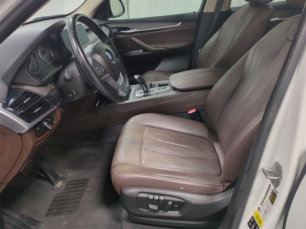 Thumbnail: 2016 BMW X5 - 11