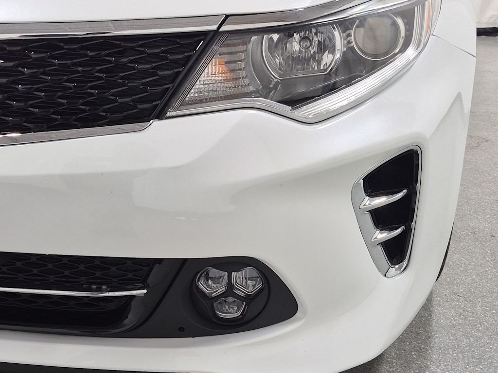 Thumbnail: 2018 Kia Optima - 23