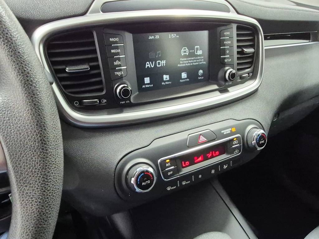 Thumbnail: 2019 Kia Sorento - 15
