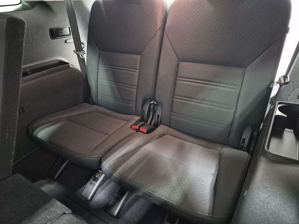 Thumbnail: 2019 Kia Sorento - 34