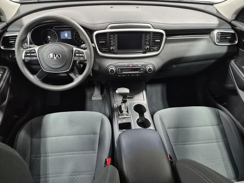 Thumbnail: 2019 Kia Sorento - 10