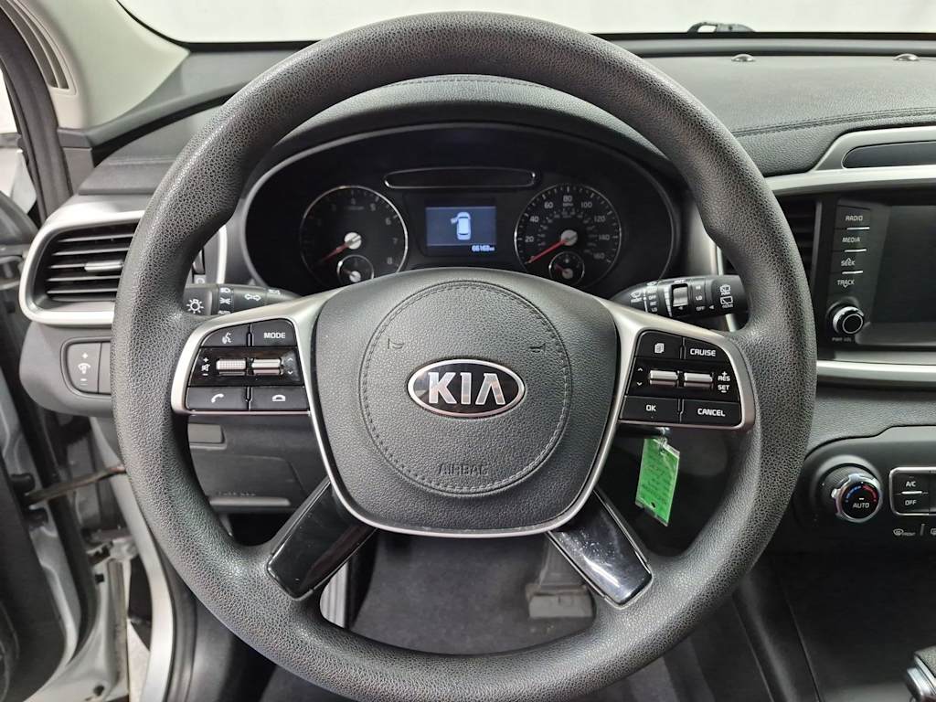 Thumbnail: 2019 Kia Sorento - 14