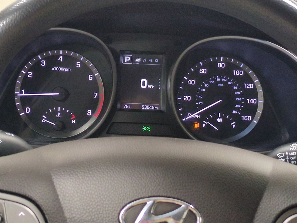 Thumbnail: 2017 Hyundai Santa Fe - 16