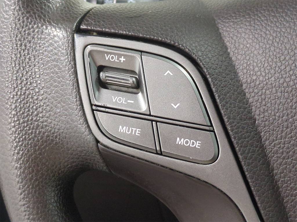 Thumbnail: 2017 Hyundai Santa Fe - 27