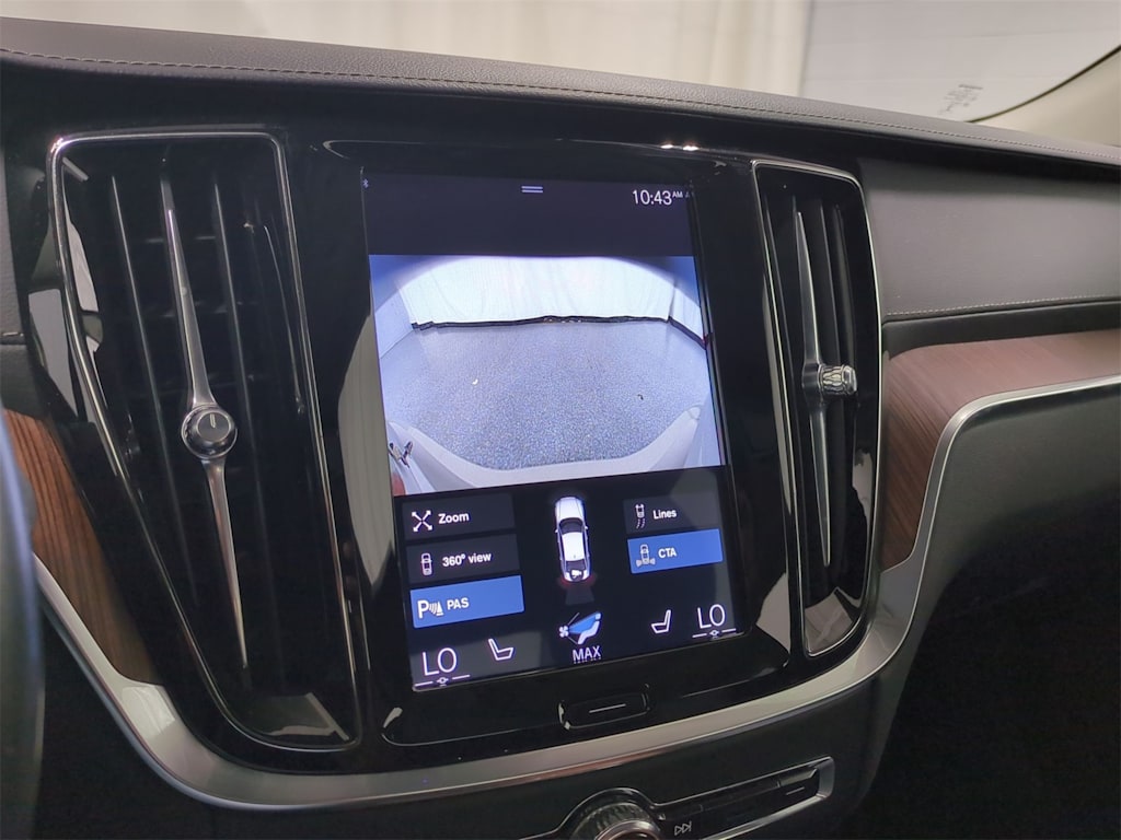 Thumbnail: 2019 Volvo S60 - 37