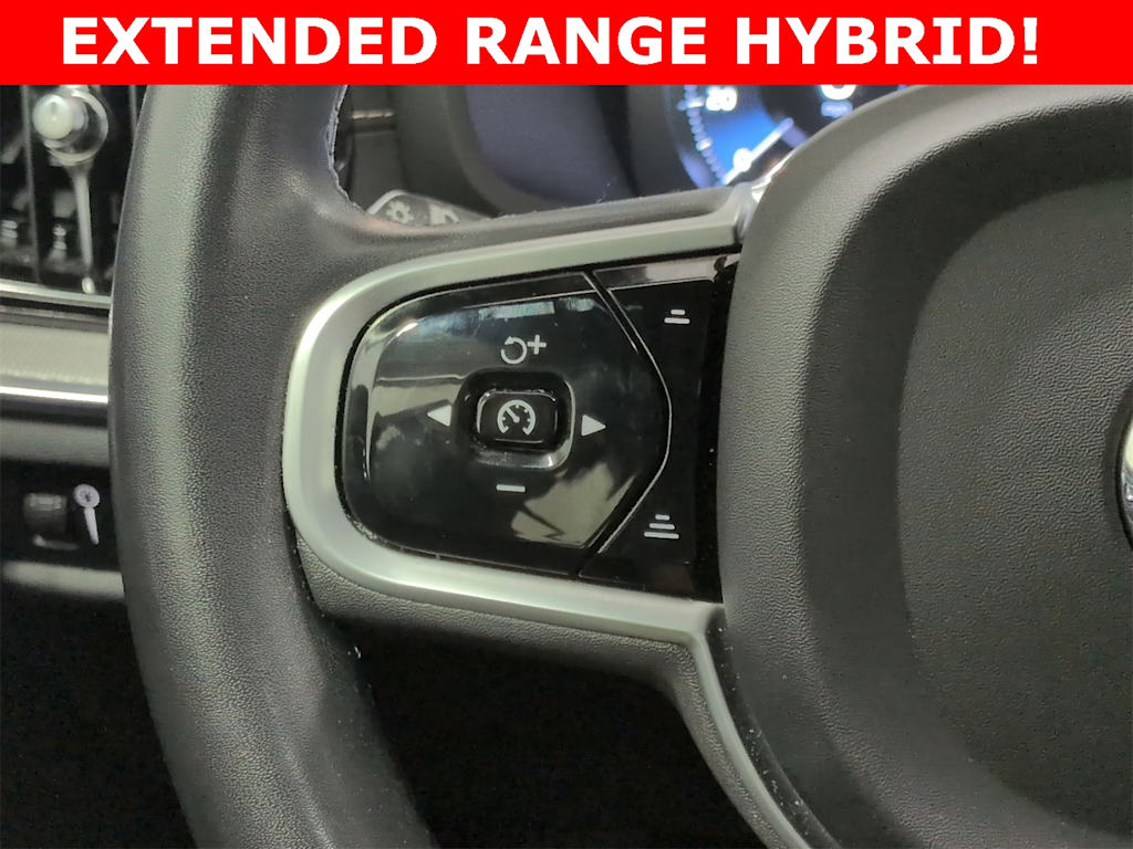 Thumbnail: 2022 Volvo S60 - 17