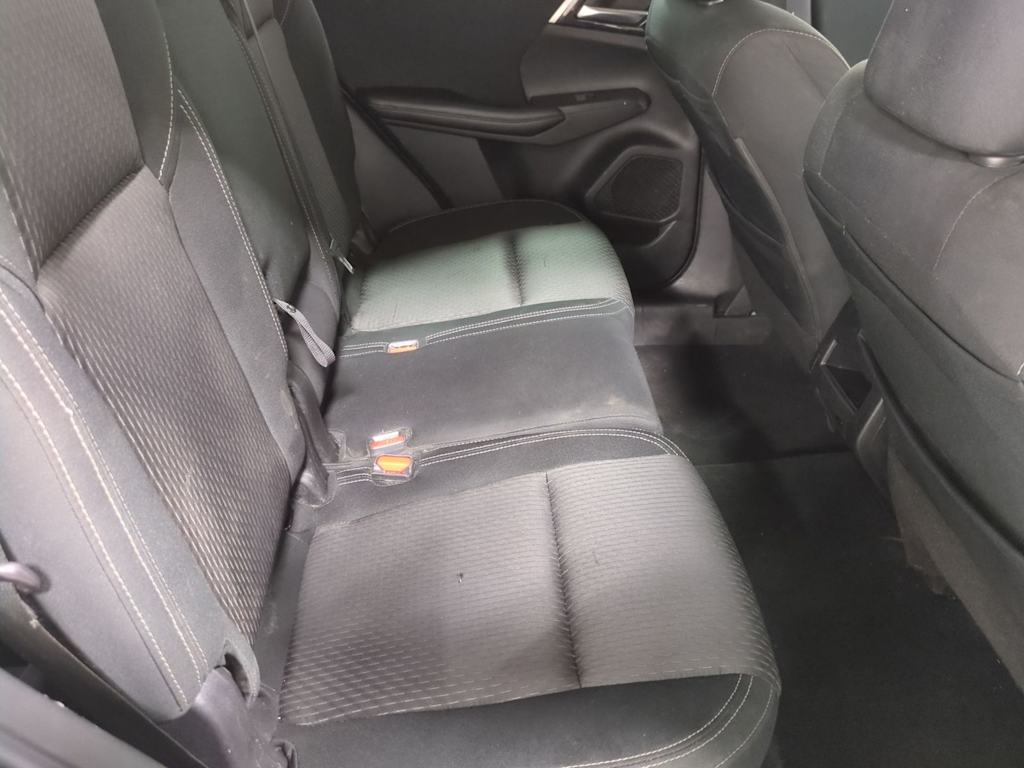 Thumbnail: 2020 Mitsubishi Outlander - 27