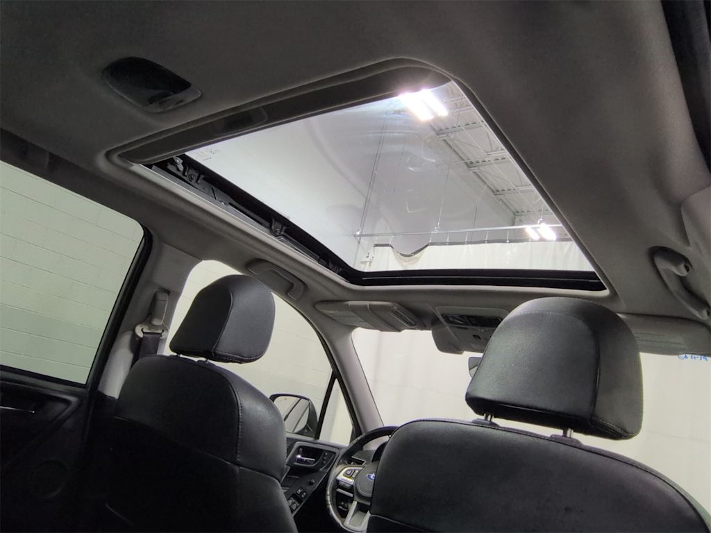 Thumbnail: 2017 Subaru Forester - 31