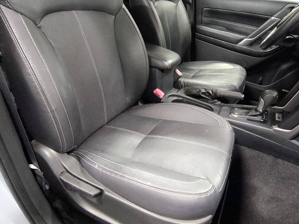 Thumbnail: 2017 Subaru Forester - 12