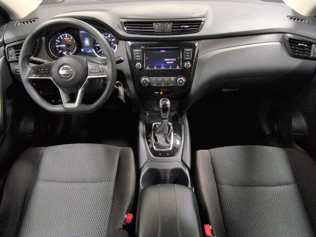 Thumbnail: 2020 Nissan Rogue Sport - 10