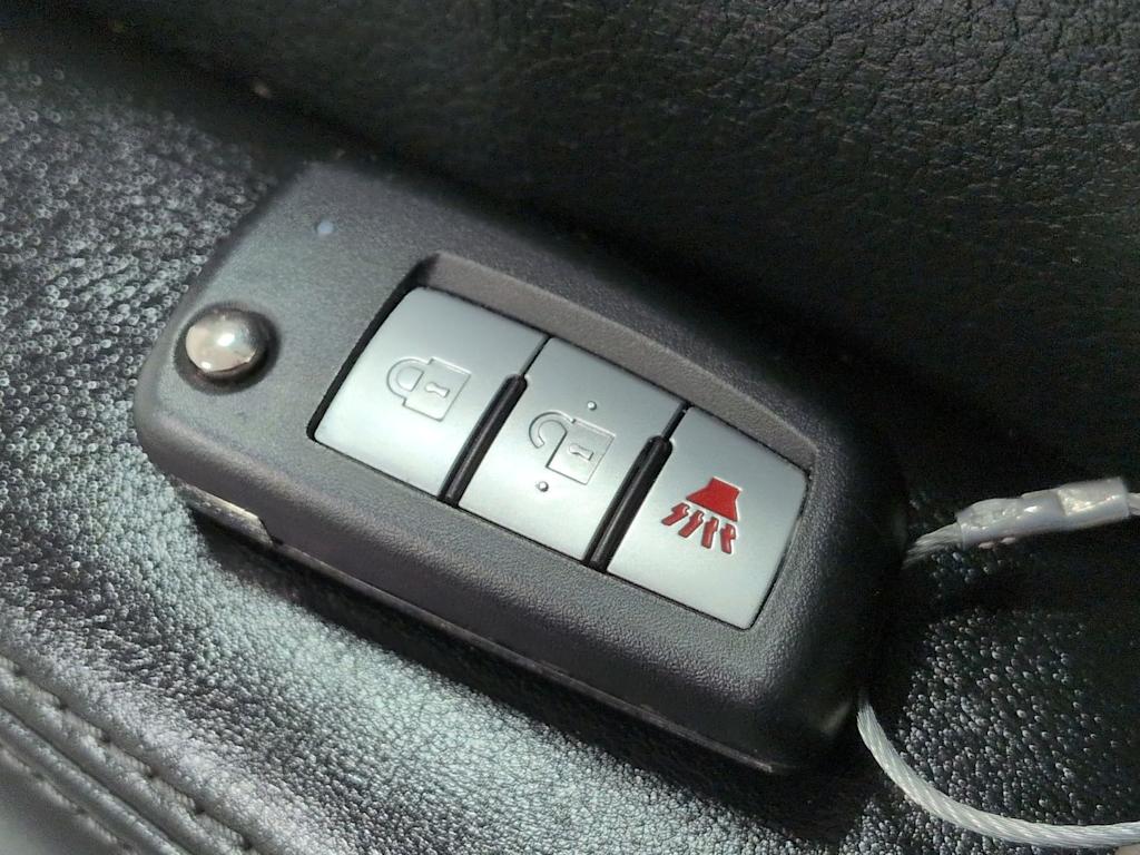 Thumbnail: 2020 Nissan Rogue Sport - 19