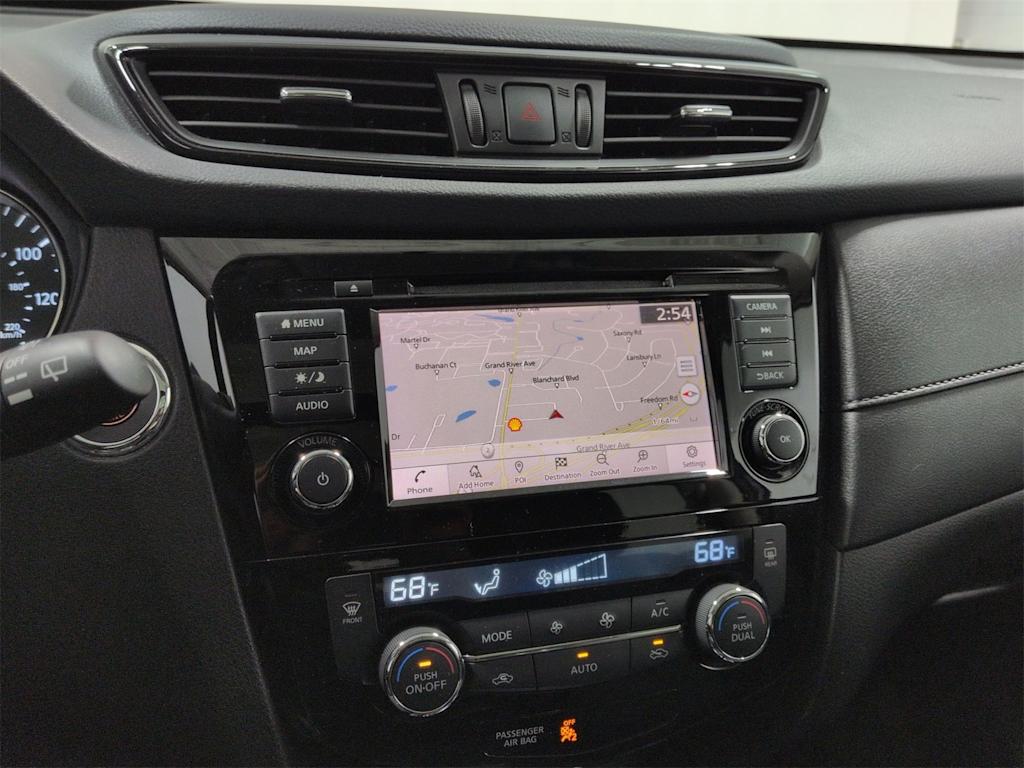 Thumbnail: 2018 Nissan Rogue - 36