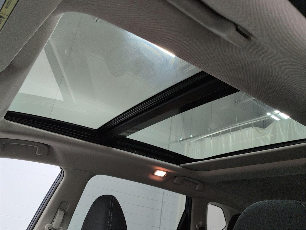 Thumbnail: 2018 Nissan Rogue - 28