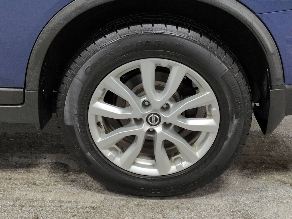 Thumbnail: 2018 Nissan Rogue - 8