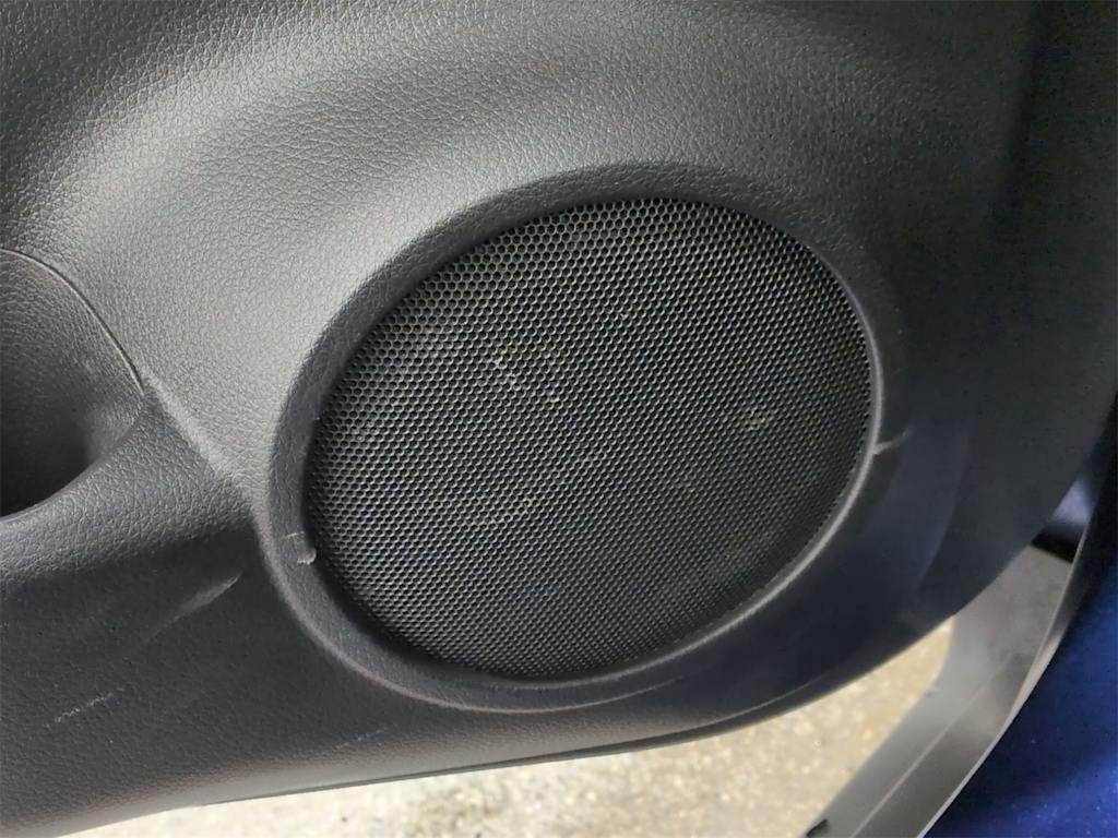 Thumbnail: 2018 Nissan Rogue - 38