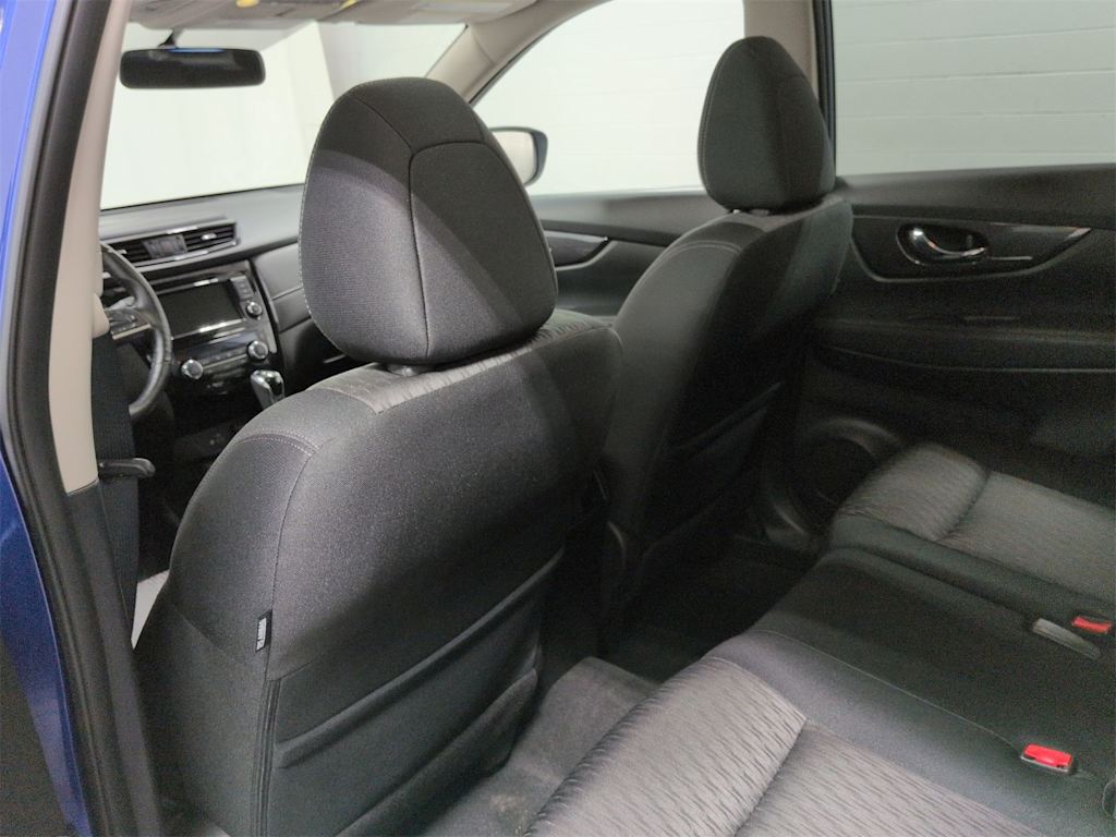 Thumbnail: 2018 Nissan Rogue - 13