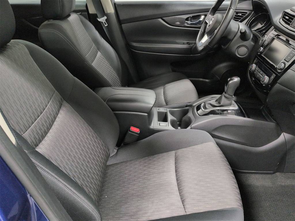 Thumbnail: 2018 Nissan Rogue - 12