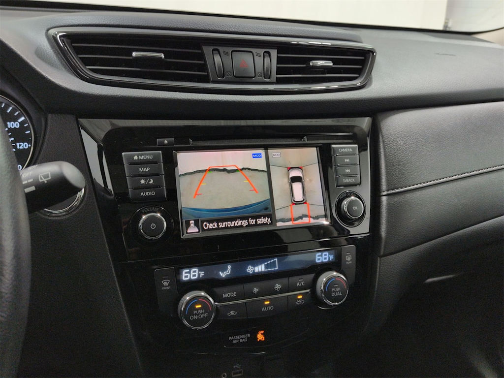 Thumbnail: 2018 Nissan Rogue - 37