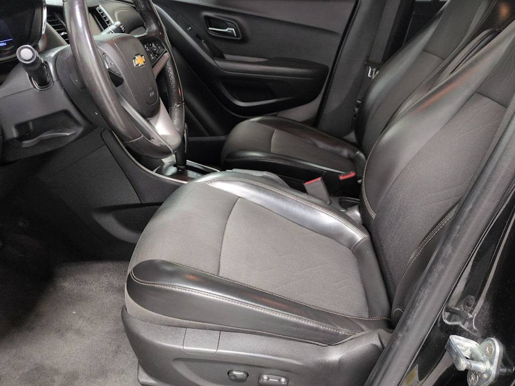 Thumbnail: 2019 Chevrolet Trax - 11