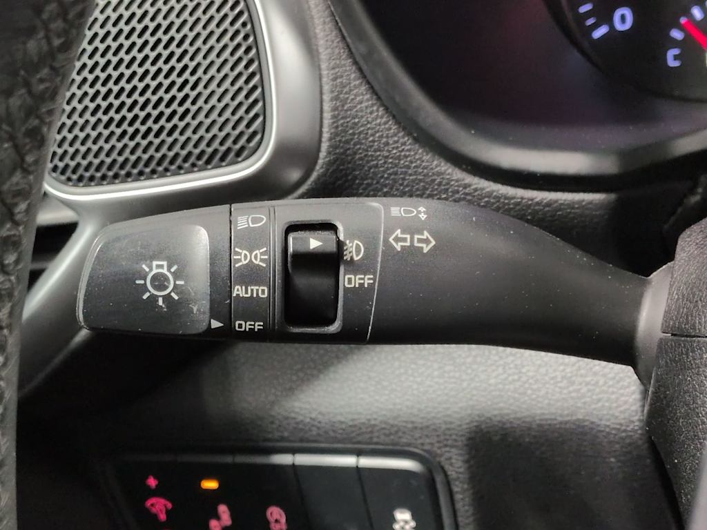 Thumbnail: 2020 Kia Soul - 16