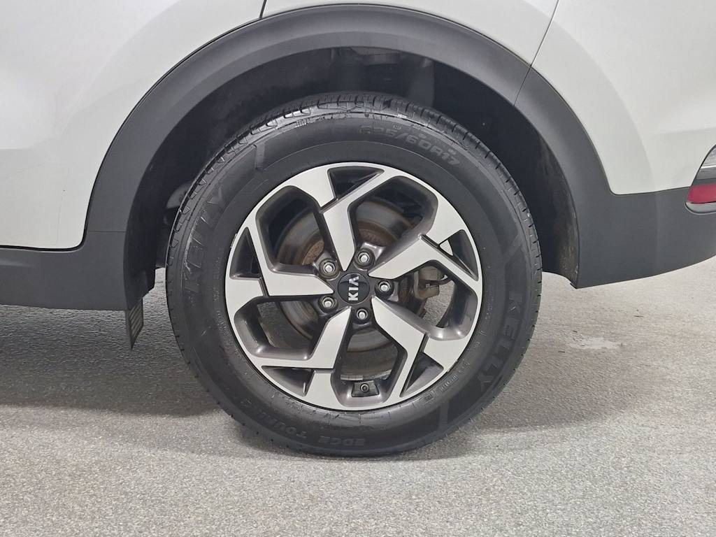 Thumbnail: 2020 Kia Sportage - 8