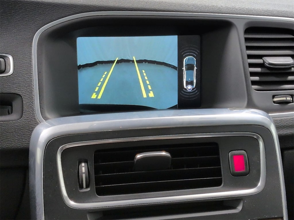 Thumbnail: 2016 Volvo S60 - 37