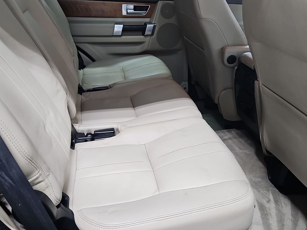 Thumbnail: 2016 Land Rover LR4 - 12