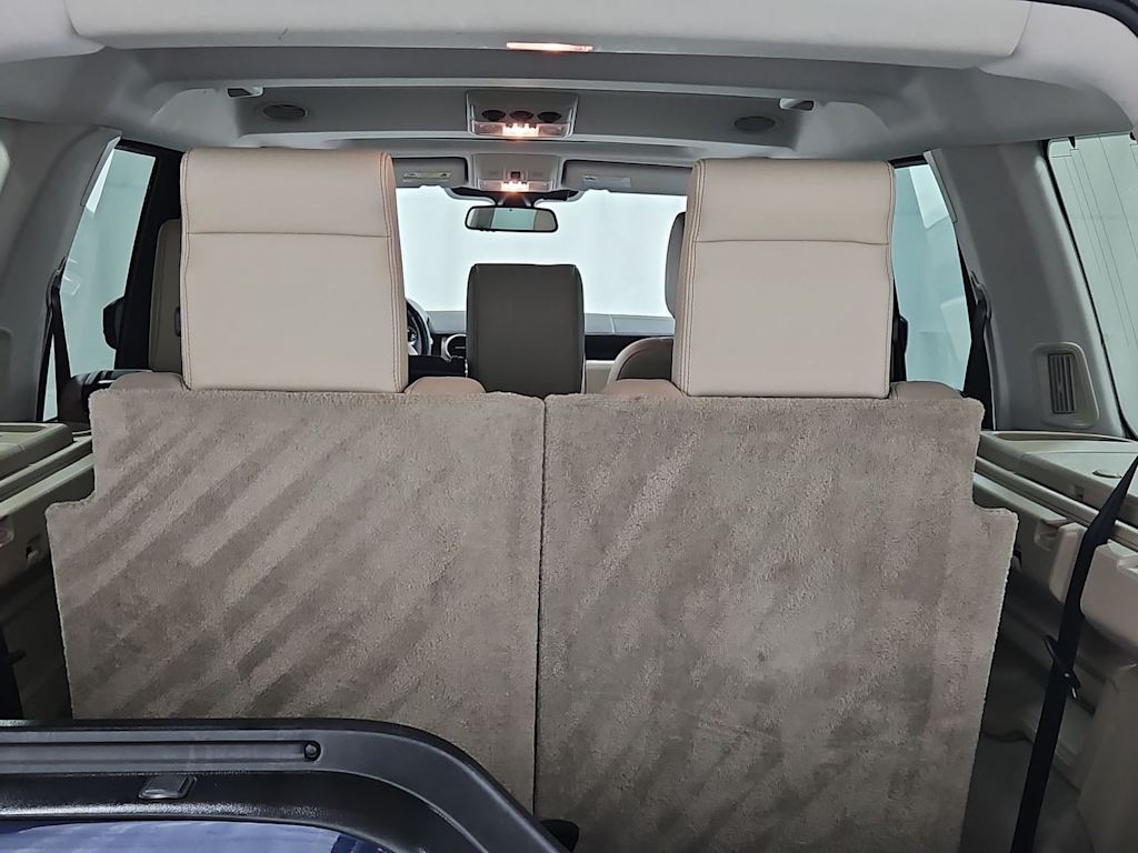 Thumbnail: 2016 Land Rover LR4 - 35