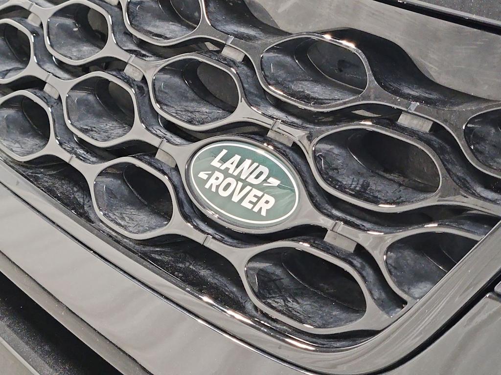 Thumbnail: 2025 Land Rover Discovery Sport - 7