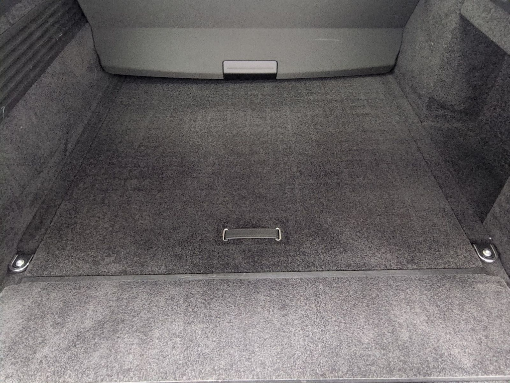 Thumbnail: 2021 Land Rover Range Rover - 18