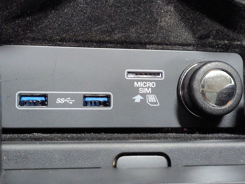 Thumbnail: 2021 Land Rover Range Rover - 38