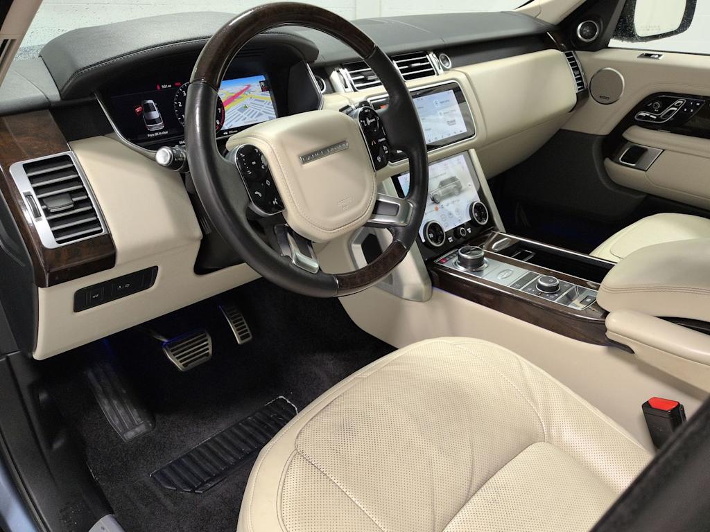 Thumbnail: 2021 Land Rover Range Rover - 2