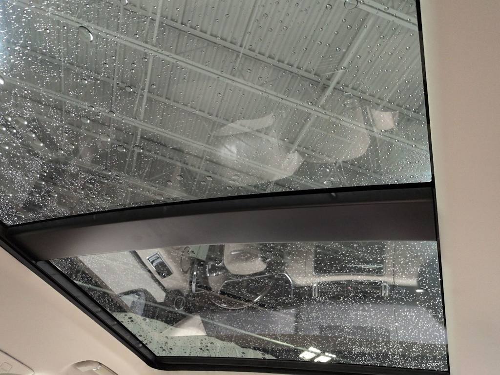 Thumbnail: 2021 Land Rover Range Rover - 31