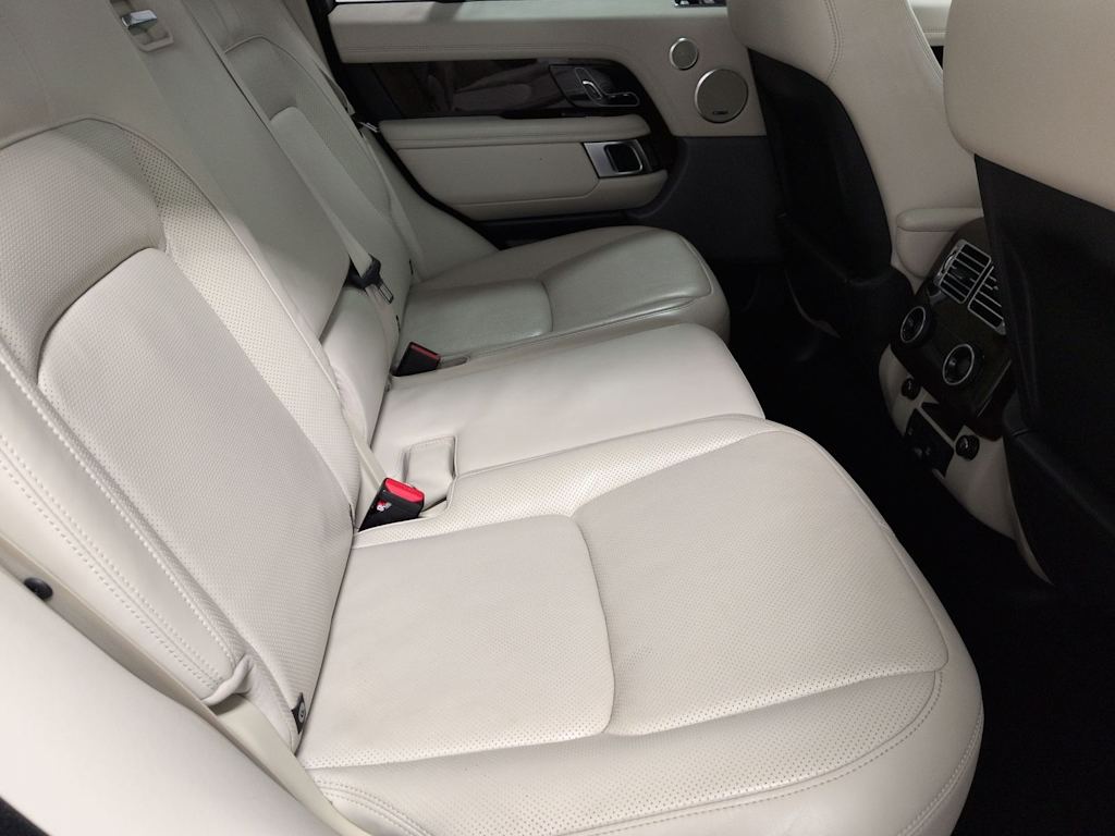 Thumbnail: 2021 Land Rover Range Rover - 30