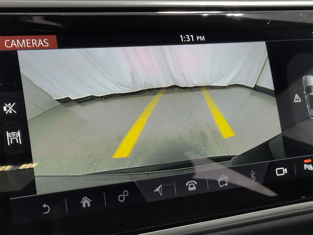 Thumbnail: 2020 Land Rover Range Rover - 27