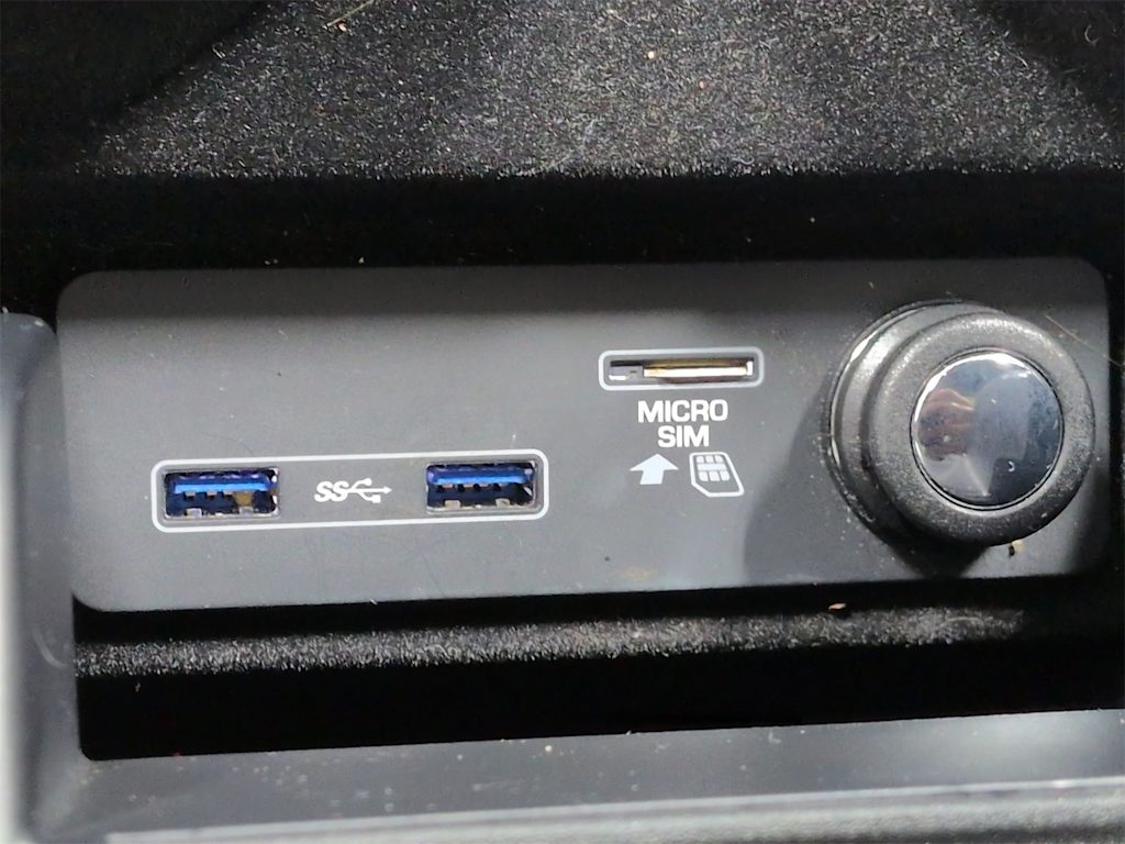 Thumbnail: 2020 Land Rover Range Rover - 29