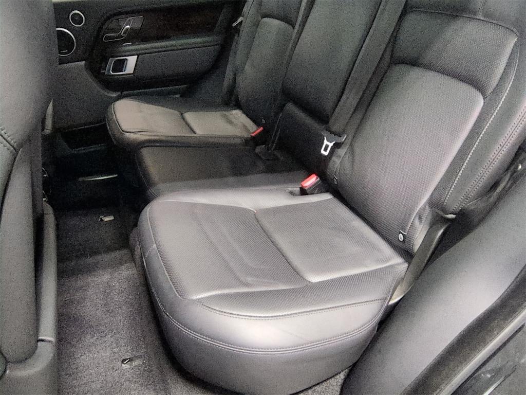 Thumbnail: 2020 Land Rover Range Rover - 10