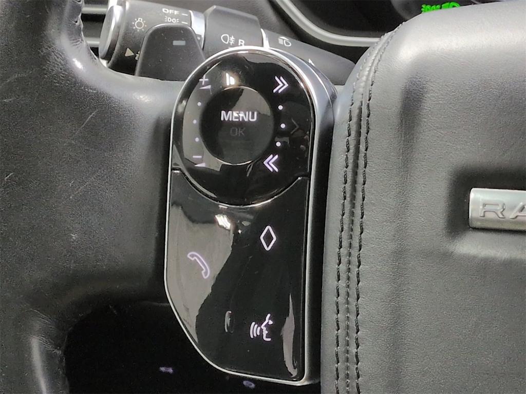 Thumbnail: 2020 Land Rover Range Rover - 23