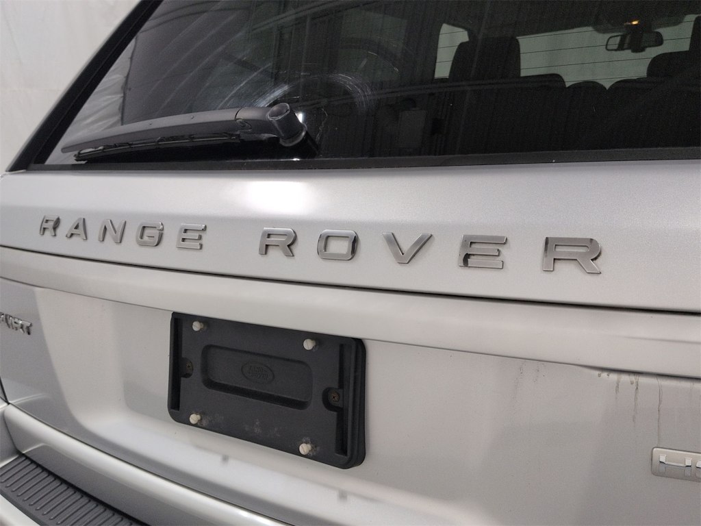 Thumbnail: 2013 Land Rover Range Rover Sport - 25